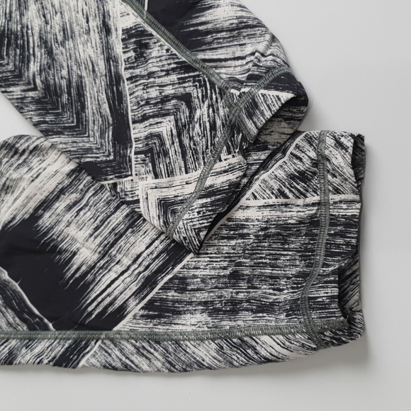 Lululemon 4 Jet Crop Heat Wave Track Pant - Picture 6 of 10